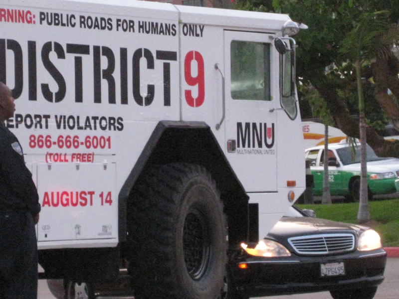SDCC Day 1: Close-up of the District 9 Vehicle parked outside our hotel