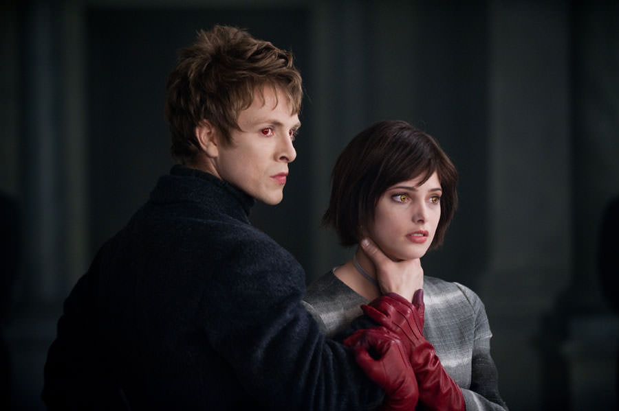 New Moon: Demetri and Alice