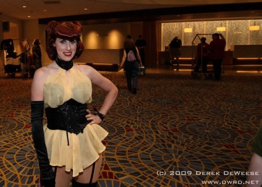Cosplay Women of Dragon Con: Sally Jupiter / Silk Spectre 02