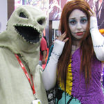 SDCC 2011: Cosplay Photos: Nightmare Before Christmas Oogie Boogie and Sally