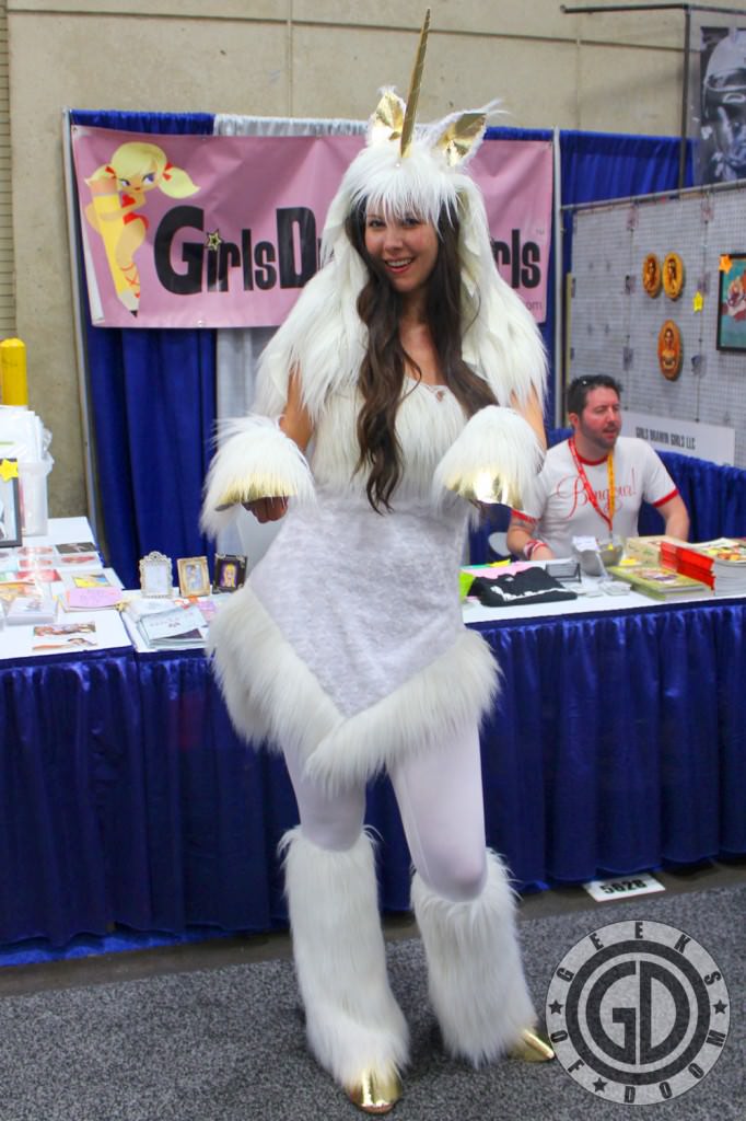 SDCC 2012: Cosplay Round-Up: Girls Drawin Girls Unicorn