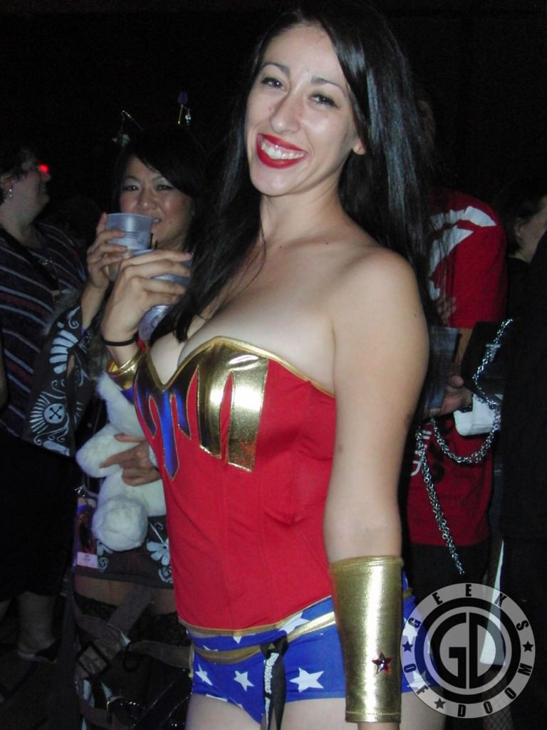 Dragon*Con 2012: Cosplay: Wonder Woman