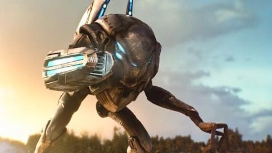 Falling Skies: The Mechs Are Upon Us!