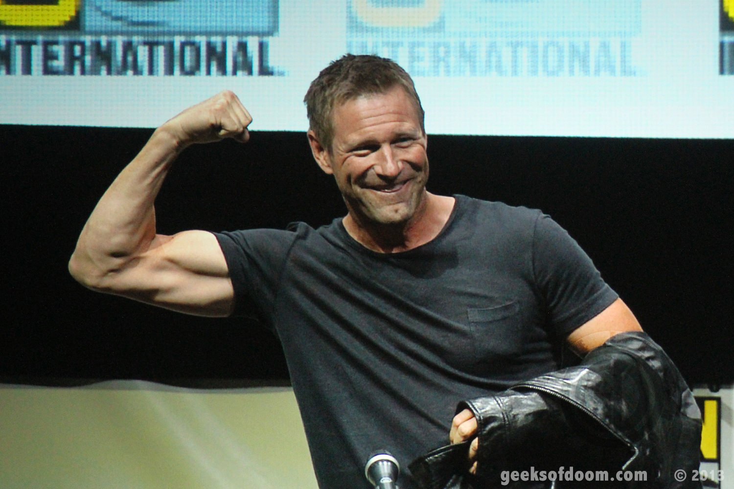 SDCC 2013: I, Frankenstein panel: Aaron Eckhart 051500 x 1000