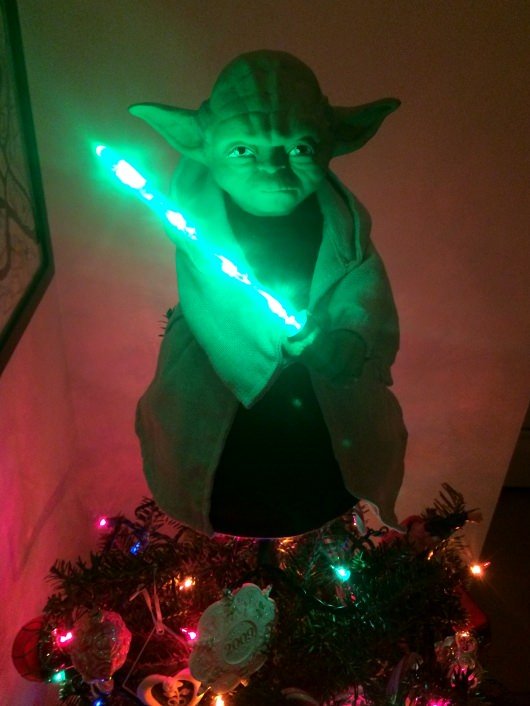 Star Wars YODA Christmas Holiday Ornament LIGHT UP LIGHTSABER 